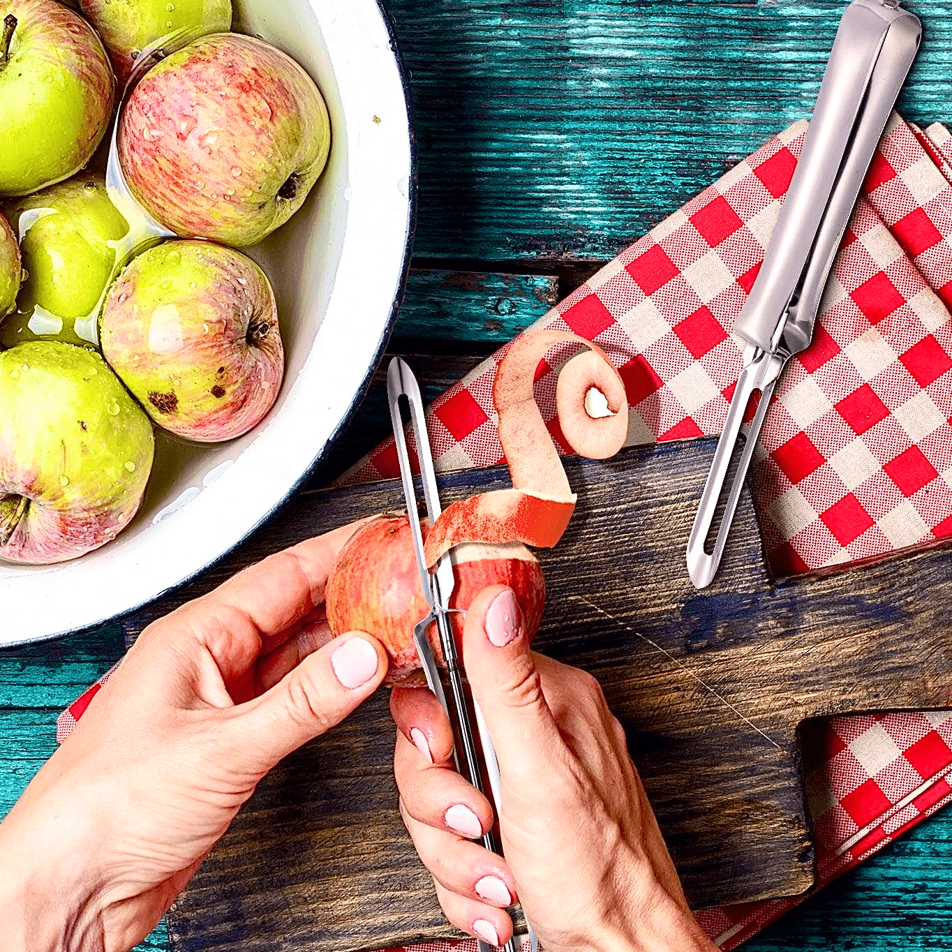 The Original Jonas Peeler Linden Sweden - Element Knife Company
