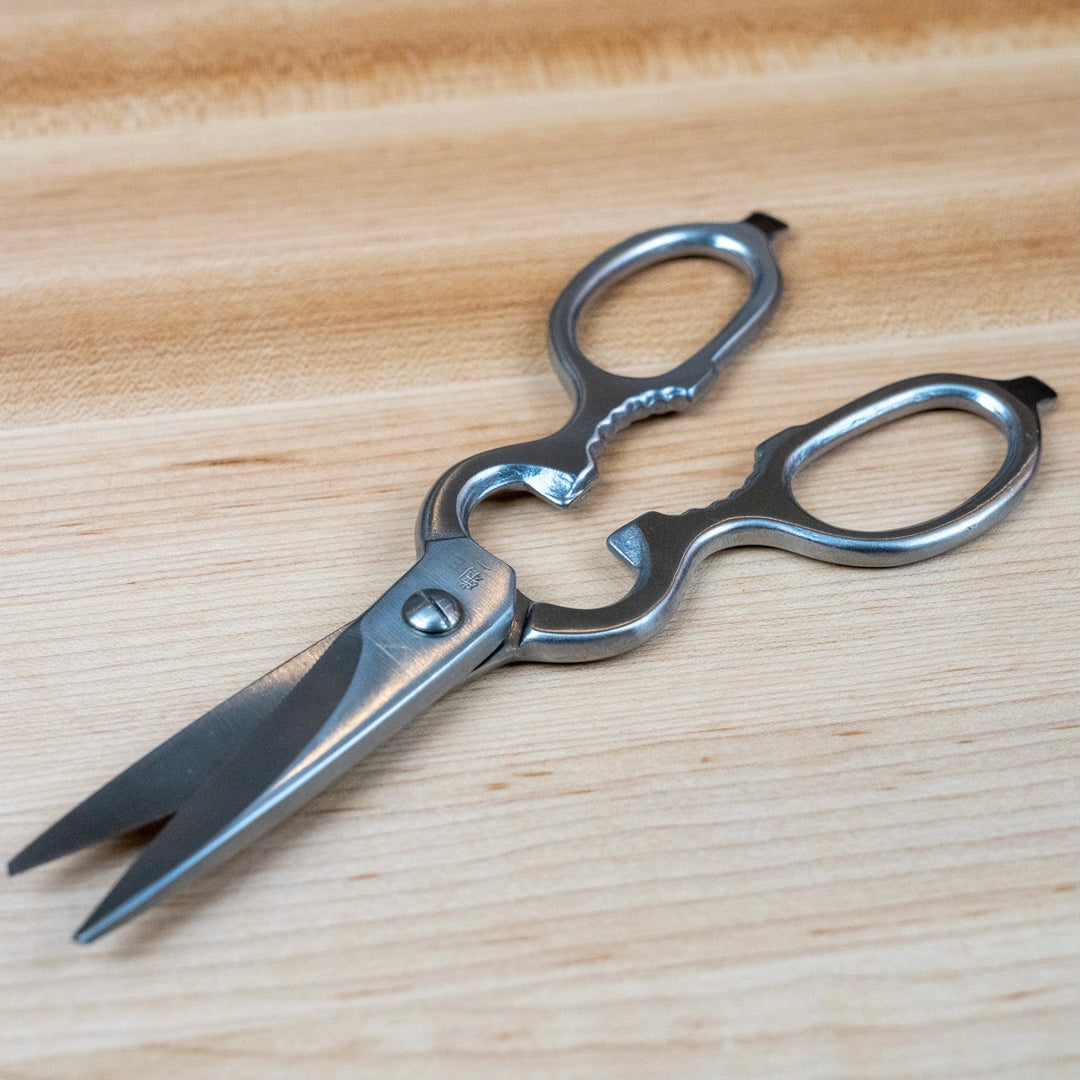 8.5 Inch Professional Metal Scissors Sharpness Cutting Leather | WUTA